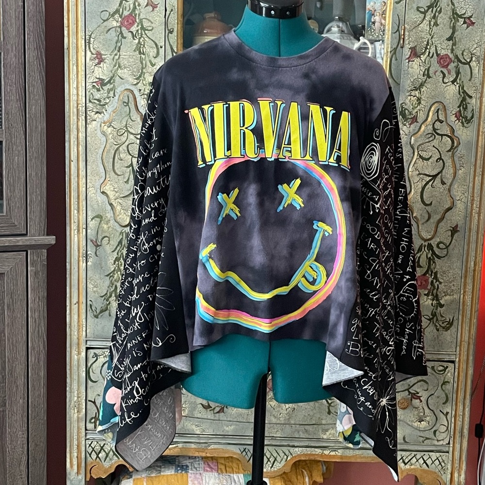 Nirvana T-Shirt Poncho